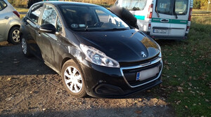 Zatrzymany peugeot