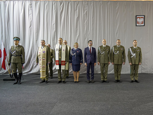 Komendant Warmińsko-Mazurskiego Oddziału Straży Granicznej gen. bryg. SG Daniel Wojtaszkiewicz, jego zastępcy oraz zaproszeni goście Komendant Warmińsko-Mazurskiego Oddziału Straży Granicznej gen. bryg. SG Daniel Wojtaszkiewicz, jego zastępcy oraz zaproszeni goście