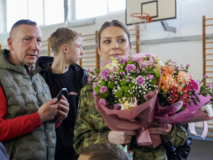 funkcjonariuszka Straży Granicznej z bliskimi funkcjonariuszka Straży Granicznej z bliskimi