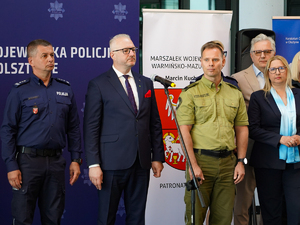 przedsięwzięcie "Escapetruck" z udziałem Komendanta Warmińsko-Mazurskiego Oddziału Straży Granicznej gen. bryg. SG Daniela Wojtaszkiewicza przedsięwzięcie "Escapetruck" z udziałem Komendanta Warmińsko-Mazurskiego Oddziału Straży Granicznej gen. bryg. SG Daniela Wojtaszkiewicza