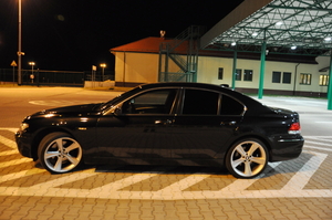 Zatrzymane BMW 7 