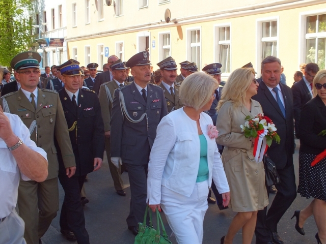 uroczysrty3maj przemarsz