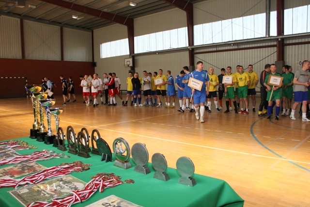 wmosg w formie halowka