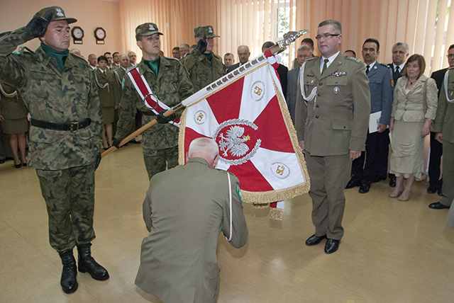 przekazanie obowiazkow 2013 4 m