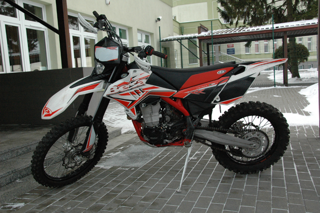 DSC 8048