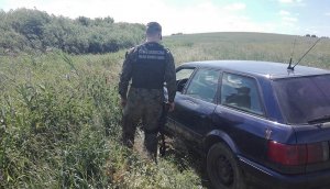 Kierowca audi uciekał przed kontrolą drogową 