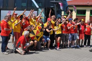 Odprawa kibiców na przejściu w Grzechotkach 