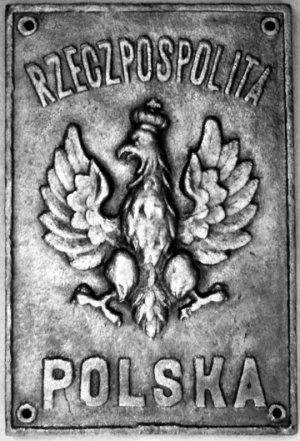 Żeliwna tabliczka z godłem RP ze znaku granicznego 