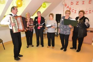 Dzień Babci i Dziadka w kętrzyńskim ośrodku dla cudzoziemców 
