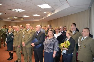 Pożegnanie oficera z mundurem 