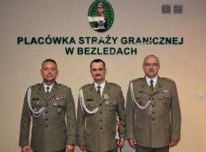 Pożegnanie oficera z mundurem 