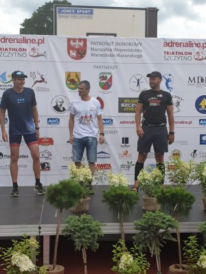Funkcjonariusz z W-MOSG wywalczył III miejsce w triathlonie 