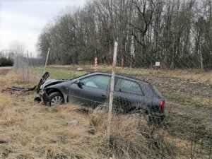 Pijany kierowca staranował szlaban i wylądował na pasie granicznym 