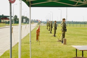 posadzenie dębów Pamięci Żołnierzy 1. Pułku Kawalerii Korpusu Ochrony Pogranicza. 