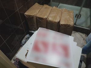 ujawnione podrobione znaki towarowe papierosów 