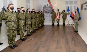 15-ka funkcjonariuszy przyjęta w szeregi W-MOSG, dzisiaj złożyła ślubowanie 