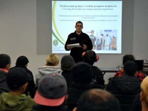 Pracownicy z Białorusi, Indonezji i Ukrainy spotkali się z funkcjonariuszami Straży Granicznej 