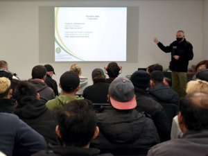 Pracownicy z Białorusi, Indonezji i Ukrainy spotkali się z funkcjonariuszami Straży Granicznej 