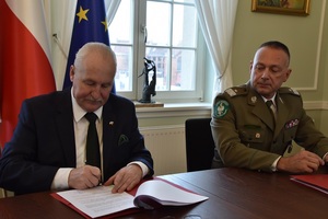 Samorząd województwa wspiera bezpieczeństwo regionu. zdj. Urząd Marszałkowski w Olsztynie 