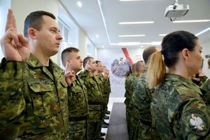 Ślubowanie nowo przyjętych oraz wyróżnienia i odznaczenia dla zasłużonych 