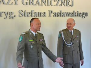 pożegnanie oficera z mundurem 