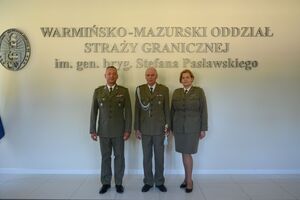 pożegnanie oficera z mundurem 