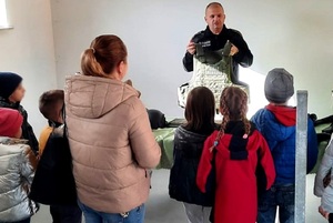 Szkolniaki poznają służbę w Straży Granicznej 