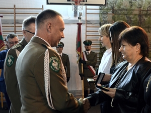 Medale, wyrożnienia, awanse z okazji Narodowego Święta Niepodległości 