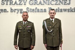 Pożegnanie oficera z mundurem 
