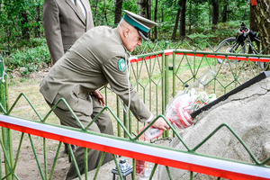 Funkcjonariusze oddali hołd 