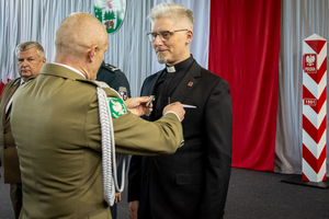 Awanse, odznaczenia, wyróżnienia z okazji Święta Niepodległości 