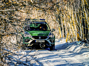 Łączą służbę z pasją