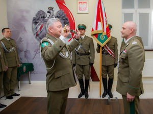 Pożegnanie oficera z mundurem 