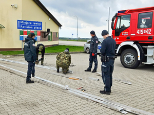 Białoruskie papierosy pod torfem 