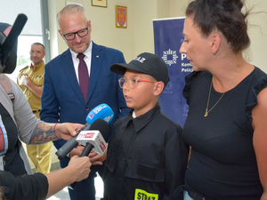 wspólne działania służb mundurowych i 11-letniego chłopca 