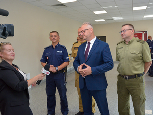 wspólne działania służb mundurowych i 11-letniego chłopca 