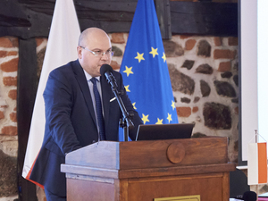 wystąpienie zaproszonych gości 