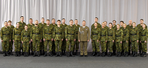 pamiątkowe zdjęcie z Komendantem Oddziału pamiątkowe zdjęcie z Komendantem Oddziału