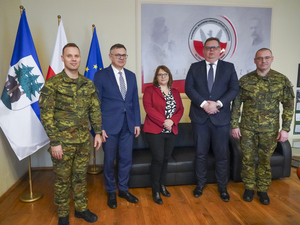 podpisane porozumienie pomiędzy Komendantem Warmińsko-Mazurskiego Oddziału Straży Granicznej, Warmińsko-Mazurskim Wojewódzkim Inspektorem Ochrony Środowiska oraz Dyrektorem Krajowej Administracji Skarbowej w Olsztynie podpisane porozumienie pomiędzy Komendantem Warmińsko-Mazurskiego Oddziału Straży Granicznej, Warmińsko-Mazurskim Wojewódzkim Inspektorem Ochrony Środowiska oraz Dyrektorem Krajowej Administracji Skarbowej w Olsztynie