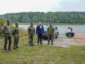 przekazanie pomostu na jeziorze Gołdap przekazanie pomostu na jeziorze Gołdap