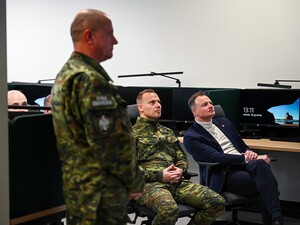wizyta Marszałka województwa warmińsko-mazurskiego w centrum nadzoru w komendzie oddziału wizyta Marszałka województwa warmińsko-mazurskiego w centrum nadzoru w komendzie oddziału