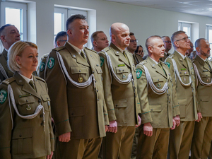 pożegnanie oficera Straży Granicznej z mundurem pożegnanie oficera Straży Granicznej z mundurem