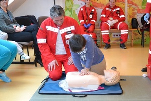 Zajęcia praktyczne-udzielanie pierwszej pomocy