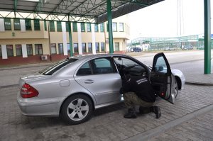 Odzyskany mercedes E320 